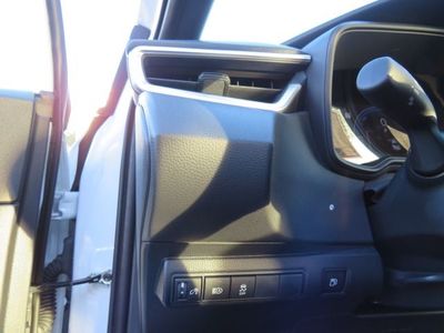 2026 Toyota COROLLA HYBRID - Photo 32