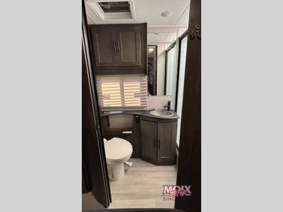 2023 Coachmen RV Leprechaun - Photo 33