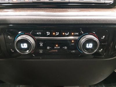 2025 Chevrolet Silverado 1500 — photo 19 view