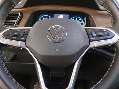 2025 Volkswagen Atlas - Photo 12