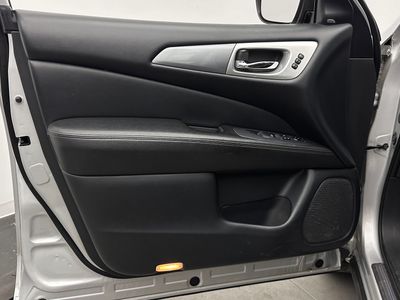 2019 Nissan Pathfinder - Photo 9
