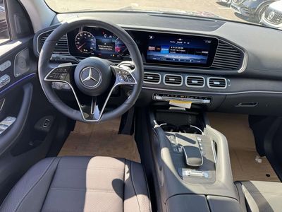 2026 Mercedes-Benz GLS - Photo 5