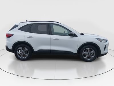 2025 Ford Escape - Photo 8