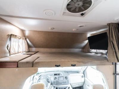 2016 Forest River Sunseeker - Photo 4