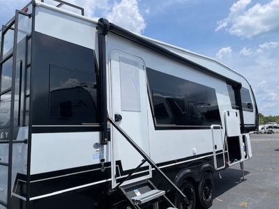 2025 Brinkley Model Z - Photo 10