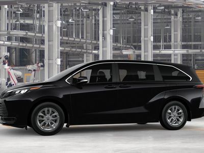 2026 Toyota Sienna - Photo 3