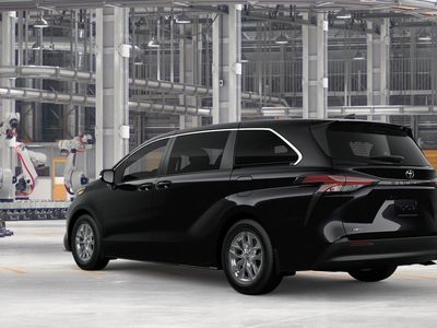 2026 Toyota Sienna - Photo 6