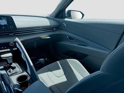 2026 Hyundai ELANTRA — photo 16 view