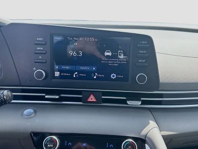 2026 Hyundai ELANTRA — photo 10 view