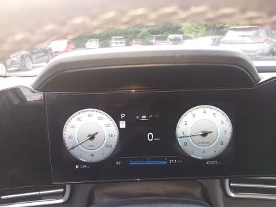 2024 Hyundai Elantra - Photo 14