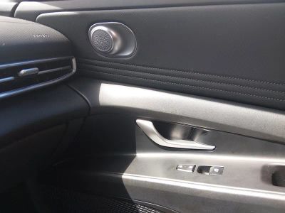 2024 Hyundai Elantra - Photo 22