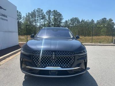 2024 Lincoln Nautilus — side profile view