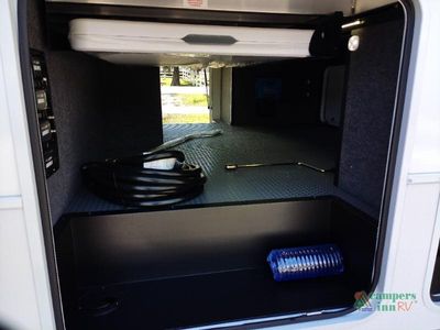 2026 Alliance RV Valor - Photo 9