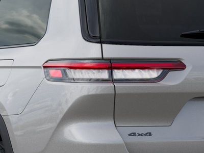 2025 Jeep Grand Cherokee L - Photo 3