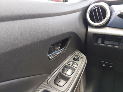 2025 Nissan Versa - Photo 13