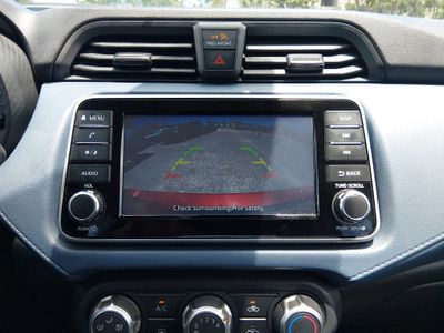 2025 Nissan Versa - Photo 16