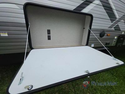 2027 Coachmen RV Catalina Legacy Edition — photo 15 view