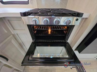 2027 Coachmen RV Catalina Legacy Edition — photo 18 view