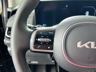 2026 Kia Carnival — photo 16 view