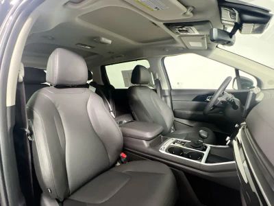 2026 Kia Carnival — photo 28 view
