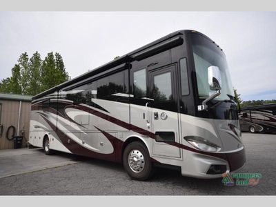 2017 Tiffin Motorhomes Phaeton - Photo 2