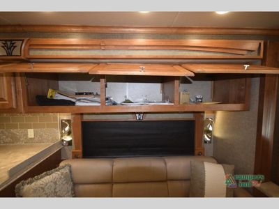 2017 Tiffin Motorhomes Phaeton - Photo 48