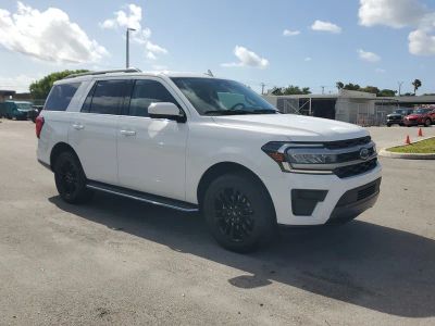 2022 Ford Expedition — rear three-quarter view