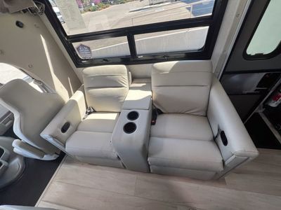 2026 Thor Motor Coach QUANTUM - Photo 5