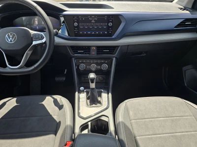 2024 Volkswagen Taos — photo 14 view