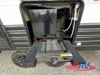 2024 Forest River RV Cherokee Grey Wolf - Photo 11