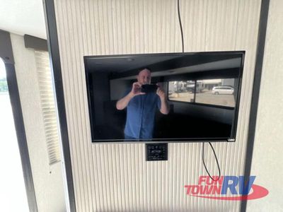 2024 Forest River RV Cherokee Grey Wolf - Photo 32