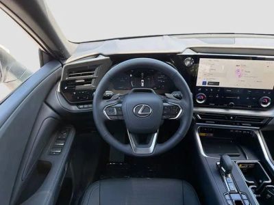 2026 Lexus TX — photo 18 view