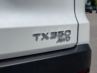 2026 Lexus TX — photo 11 view