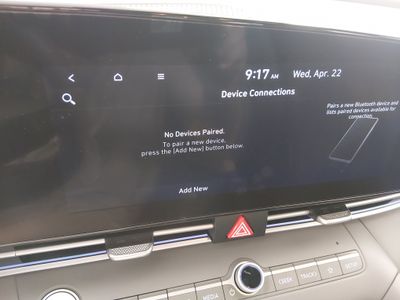 2024 Hyundai Elantra — photo 18 view