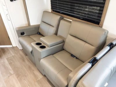 2027 Entegra ODYSSEY — photo 9 view