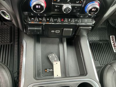 2020 GMC Sierra 1500 - Photo 12