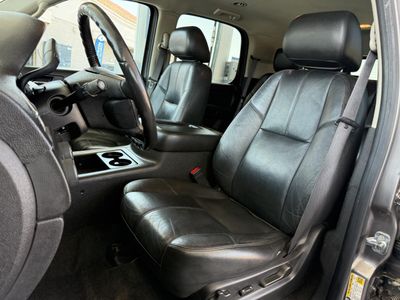 2012 Chevrolet Tahoe - Photo 15