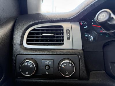 2012 Chevrolet Tahoe - Photo 24