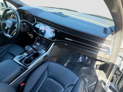 2025 Audi Q7 - Photo 14