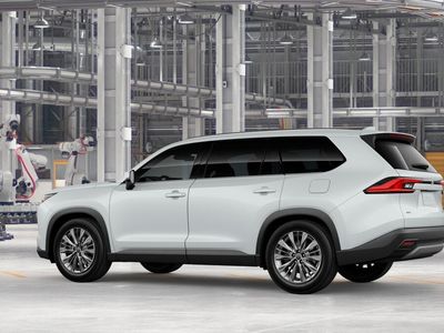 2026 Toyota Grand Highlander — detail view