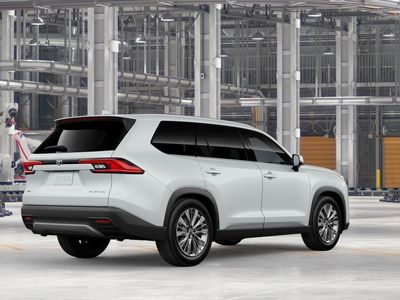 2026 Toyota Grand Highlander — photo 10 view