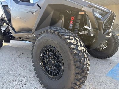 2025 Polaris RZR Pro R Ultimate - Photo 11