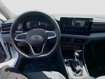 2026 Volkswagen Jetta — photo 10 view
