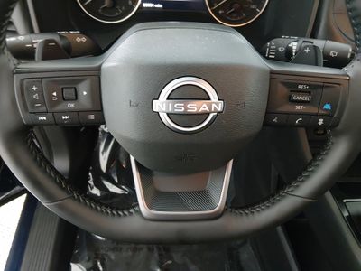2025 Nissan Rogue - Photo 12