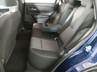 2025 Nissan Rogue - Photo 18