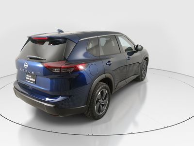2025 Nissan Rogue - Photo 7