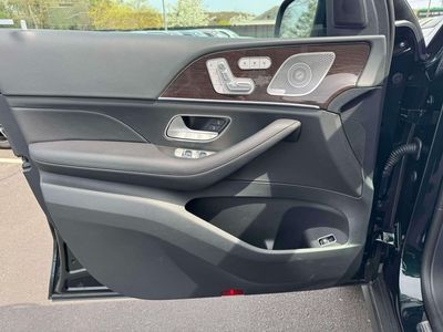 2025 Mercedes-Benz GLE - Photo 18
