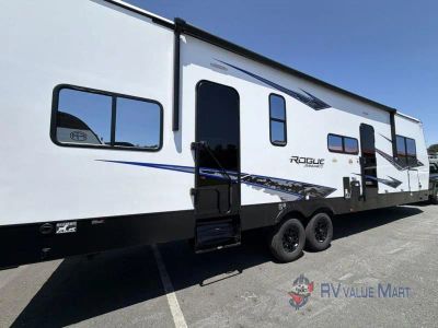 2027 Forest River RV Vengeance Rogue Armored — photo 9 view