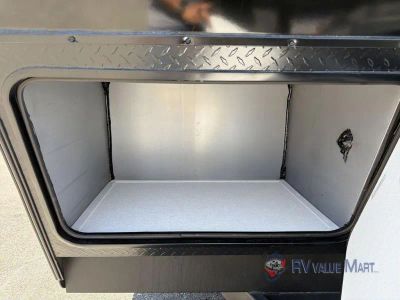 2027 Forest River RV Vengeance Rogue Armored — photo 18 view