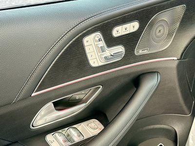 2025 Mercedes-Benz GLE - Photo 18